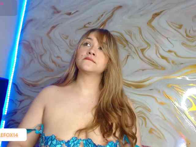 Valeryfoxx1 webcam