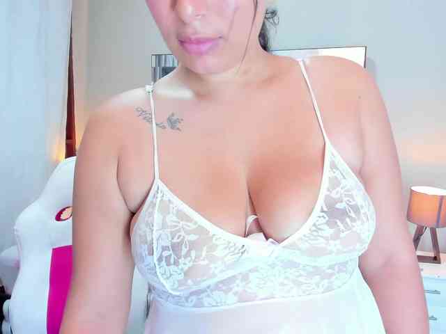 charlotte-hottie webcam
