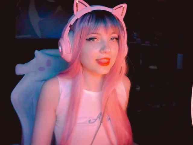 Millie-me webcam