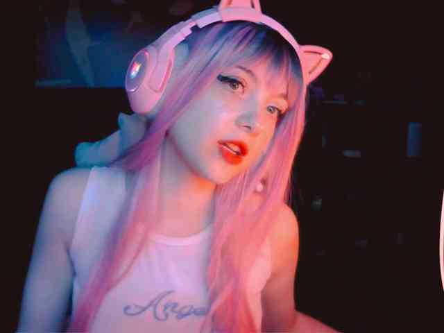 Millie-me webcam