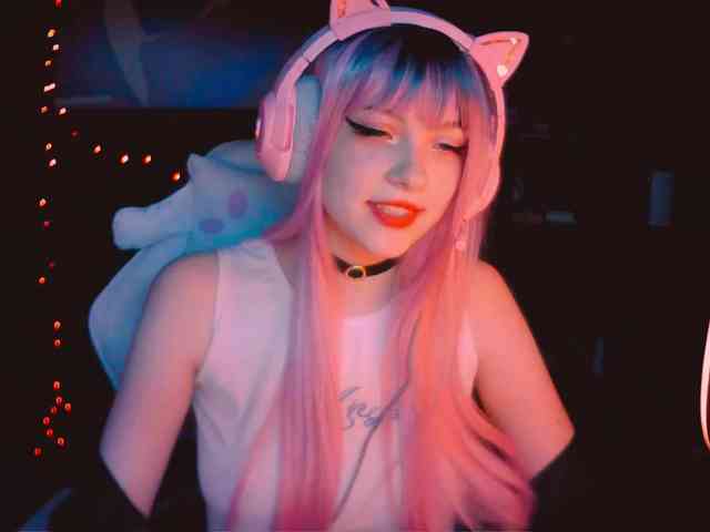 Millie-me webcam