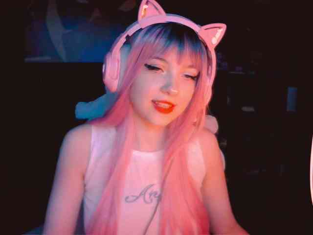 Millie-me webcam