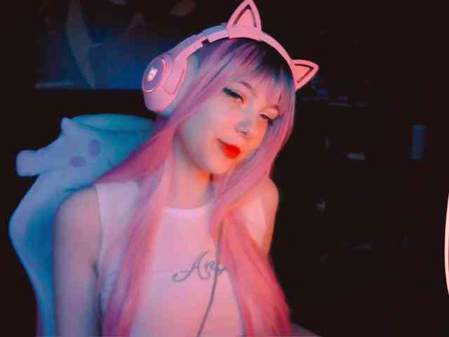 Millie-me webcam