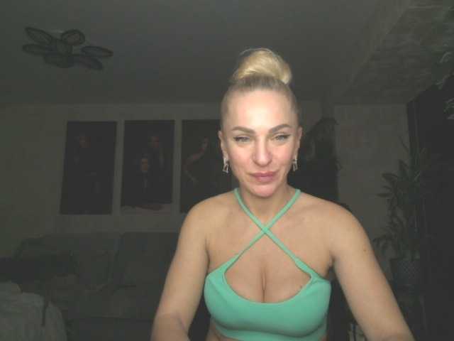 annamari1563's BongaCams show and profile