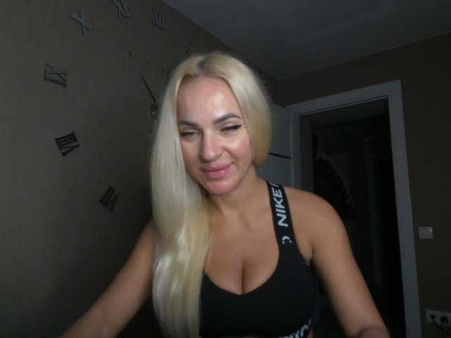 annamari1563 from BongaCams