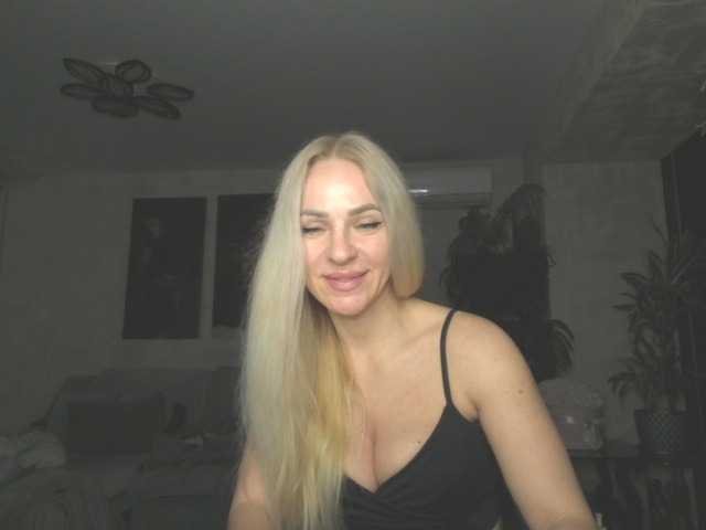 annamari1563's BongaCams show and profile