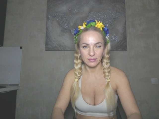 annamari1563's BongaCams show and profile
