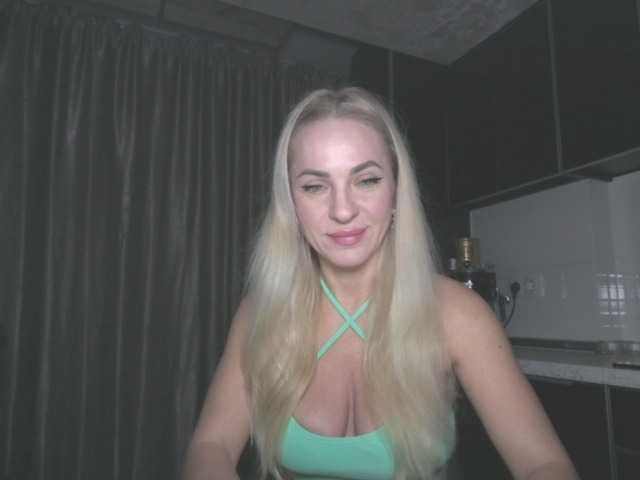 annamari1563's BongaCams show and profile