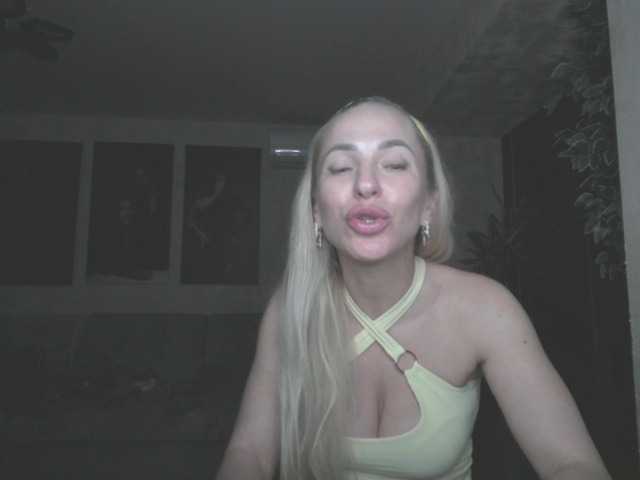 annamari1563's BongaCams show and profile