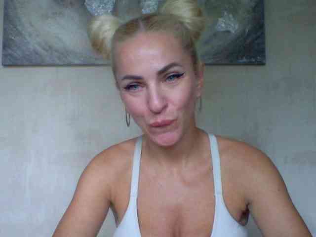 annamari1563 webcam