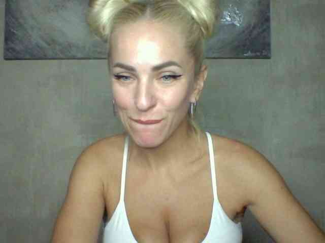 annamari1563 webcam