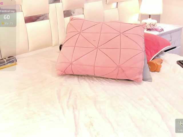 Eva-Johnss's BongaCams show and profile