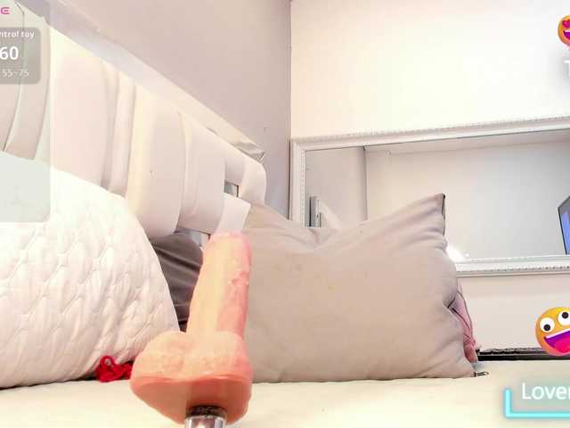 Eva-Johnss's BongaCams show and profile