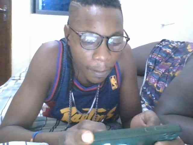 Extreme-curvyteam webcam