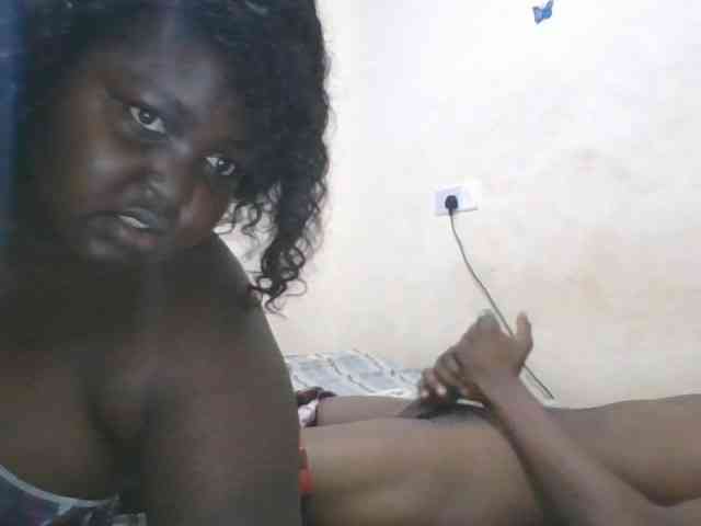 Extreme-curvyteam webcam