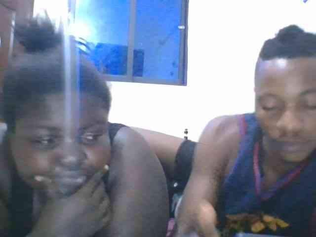 Extreme-curvyteam webcam