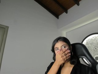 Aleja-00 Porn Show