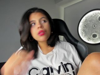 Aleja-00 Porn Show