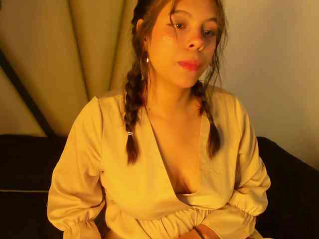 xxx chat room Aleja-00