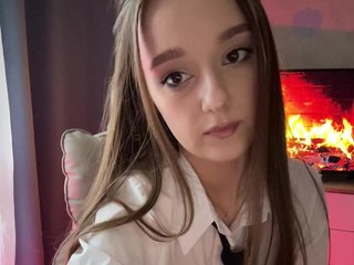 YMNICHKA Porn Show