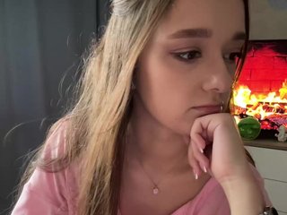 YMNICHKA Porn Show