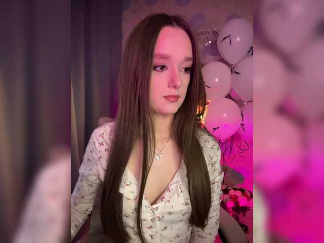 ymnichka's BongaCams show and profile