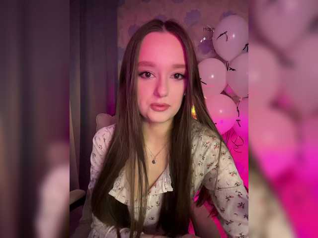 ymnichka's BongaCams show and profile