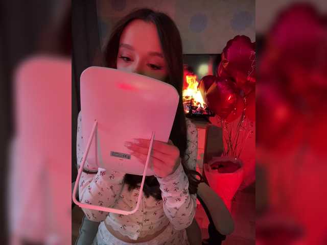 ymnichka's BongaCams show and profile