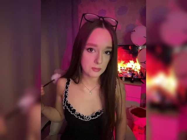 ymnichka's BongaCams show and profile