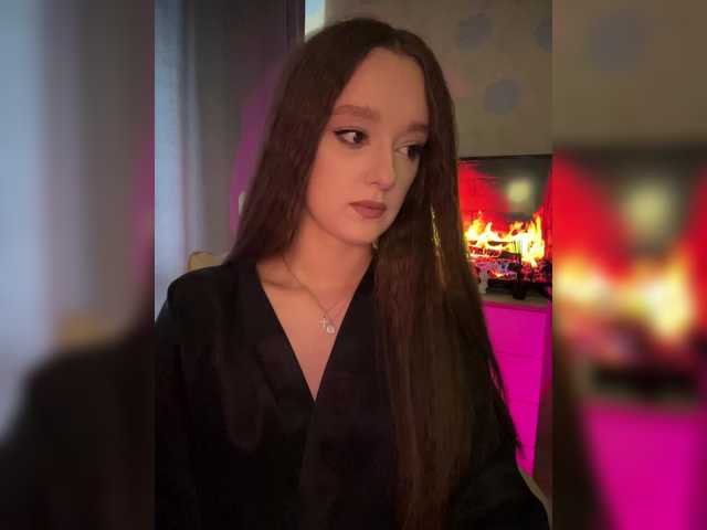 ymnichka's BongaCams show and profile