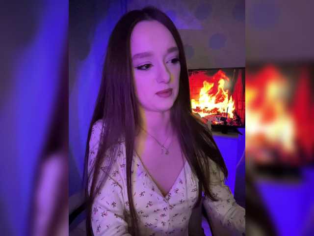 ymnichka's BongaCams show and profile