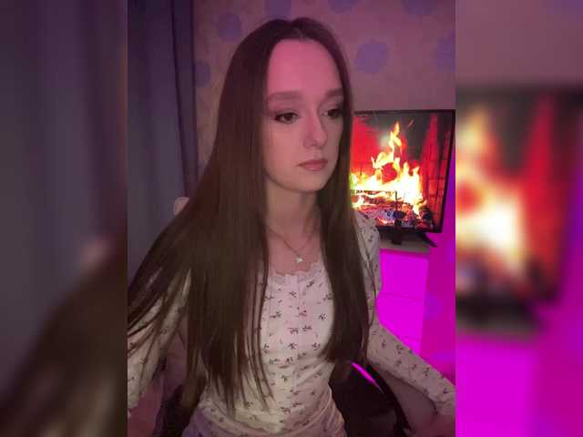 ymnichka's BongaCams show and profile