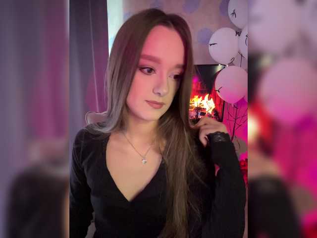 ymnichka's BongaCams show and profile