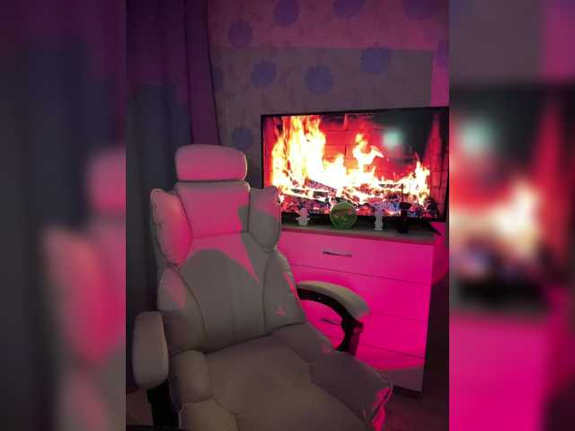 ymnichka's BongaCams show and profile