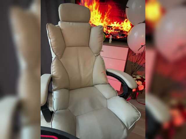 ymnichka's BongaCams show and profile