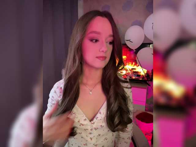 ymnichka's BongaCams show and profile