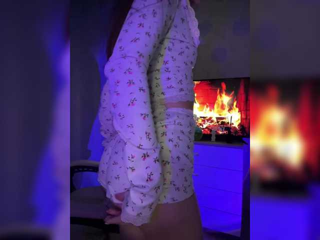 ymnichka's BongaCams show and profile