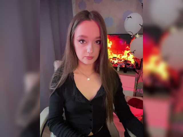 ymnichka's BongaCams show and profile