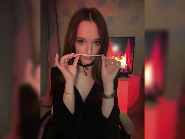 ymnichka's BongaCams show and profile