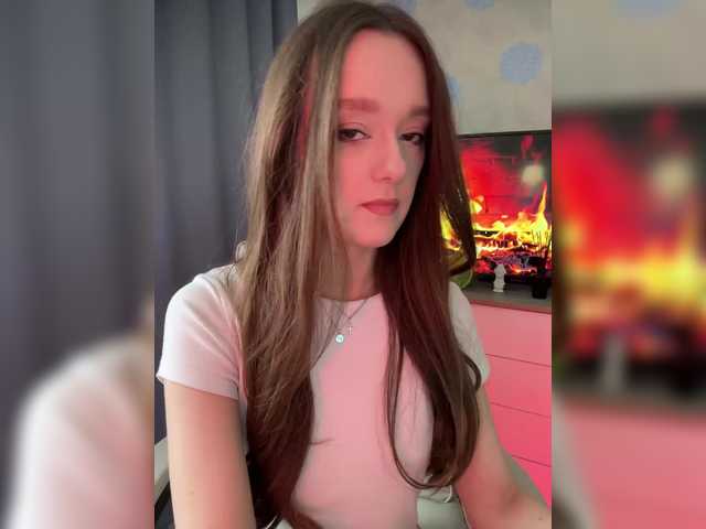 ymnichka's BongaCams show and profile