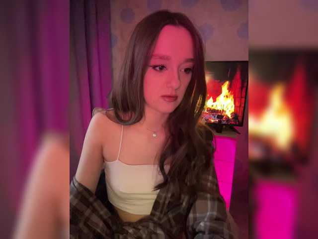 ymnichka's BongaCams show and profile