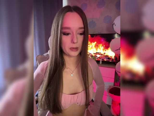 ymnichka's BongaCams show and profile