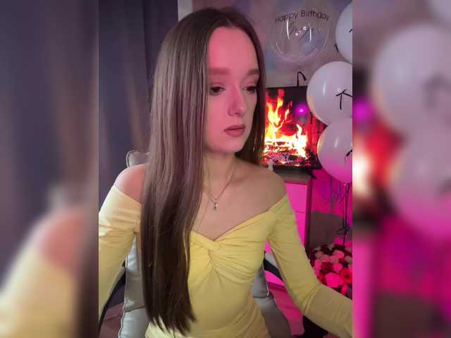 ymnichka's BongaCams show and profile