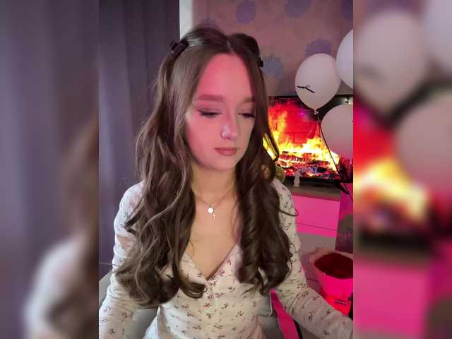 ymnichka's BongaCams show and profile