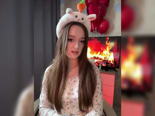 ymnichka's BongaCams show and profile