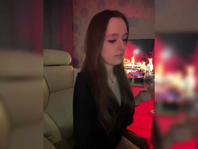 ymnichka's BongaCams show and profile