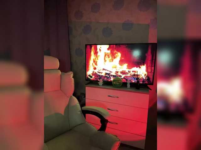 ymnichka's BongaCams show and profile