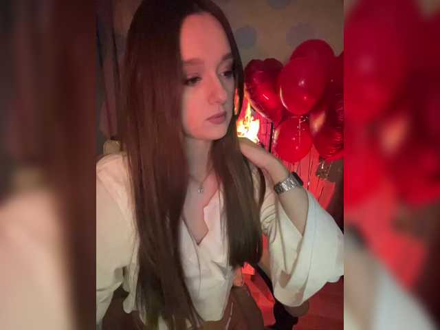 ymnichka's BongaCams show and profile