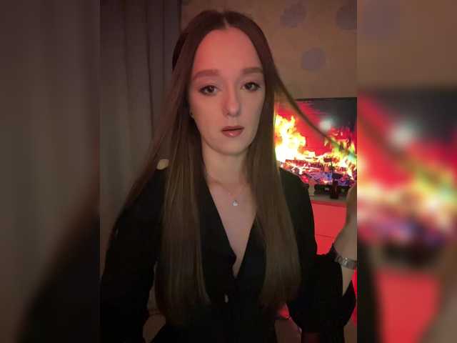 ymnichka's BongaCams show and profile