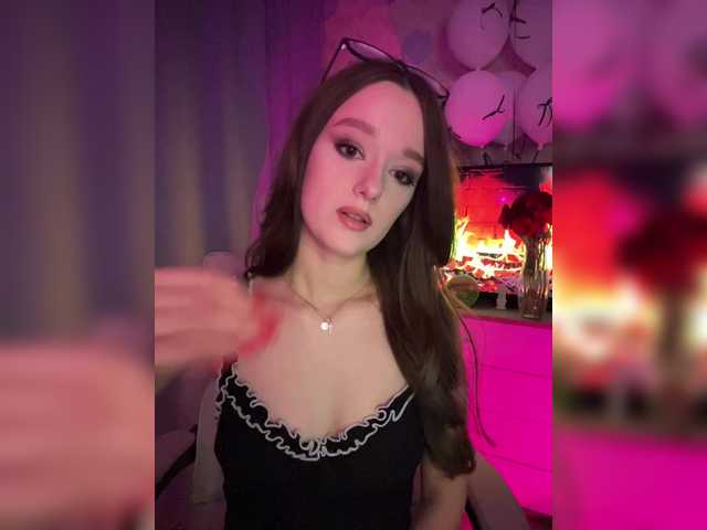 ymnichka's BongaCams show and profile